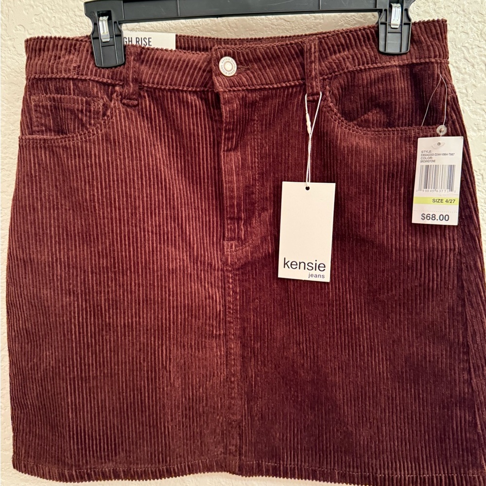 Y2K, Modern Vintage and Retro Kensie Women's Mini Corduroy Skirt - Deep Red - Picture 7 of 16